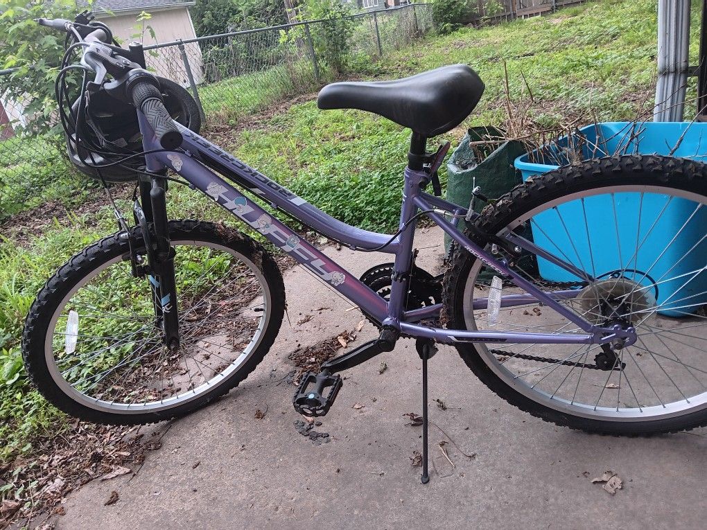 15 MILE RADIUS MEET FOR SERIOUS BUYER!!  24 Inch Lavender Purple Huffy