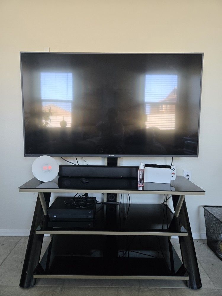TV STAND