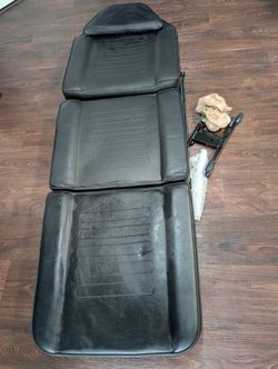 Esthetician/Tattoo Chair