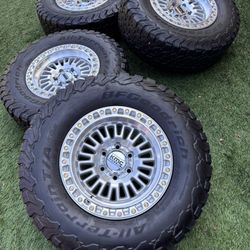 New kMC Rims 17x8.5 ET0 Chevy Silverado Tahoe Yukon Denali Rims Tires 