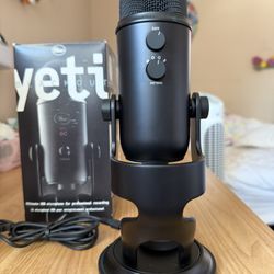 Yeti Blackout USB Mic