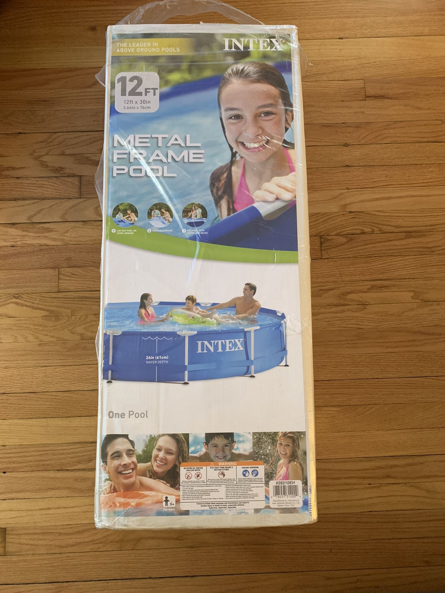 NEW INTEX POOL 12ft x 30IN (Filter not included)