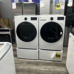 🔥FINANCING AVAILABLE 🔥 LG 4.5 CUBIC FT. FRONT LOAD WASHER AND HAS DRYER SET WITH STORAGE PEDESTALS🔥