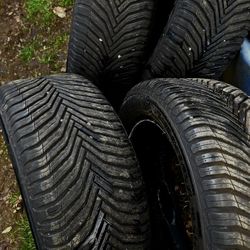 Michelin CrossClimate Twos 265/50R19