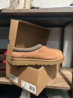 Uggs size 7