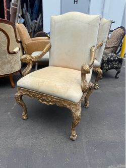 Set of 4 Luxury French Style Dining / Host Chairs – Hand Carved Gold Finish