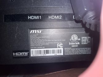 Details in pic monitor curved