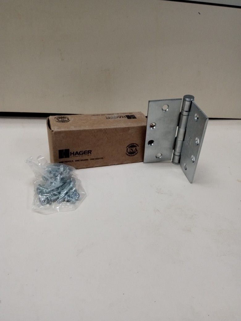 Door Hinges 4 .5. Box Of 3 Hagar USA With Mounting Screws