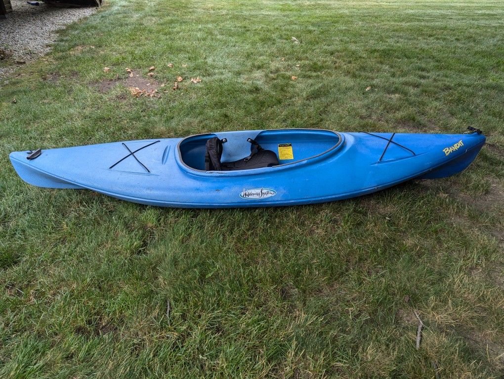 10' Wilderness Systems Bandit Kayak