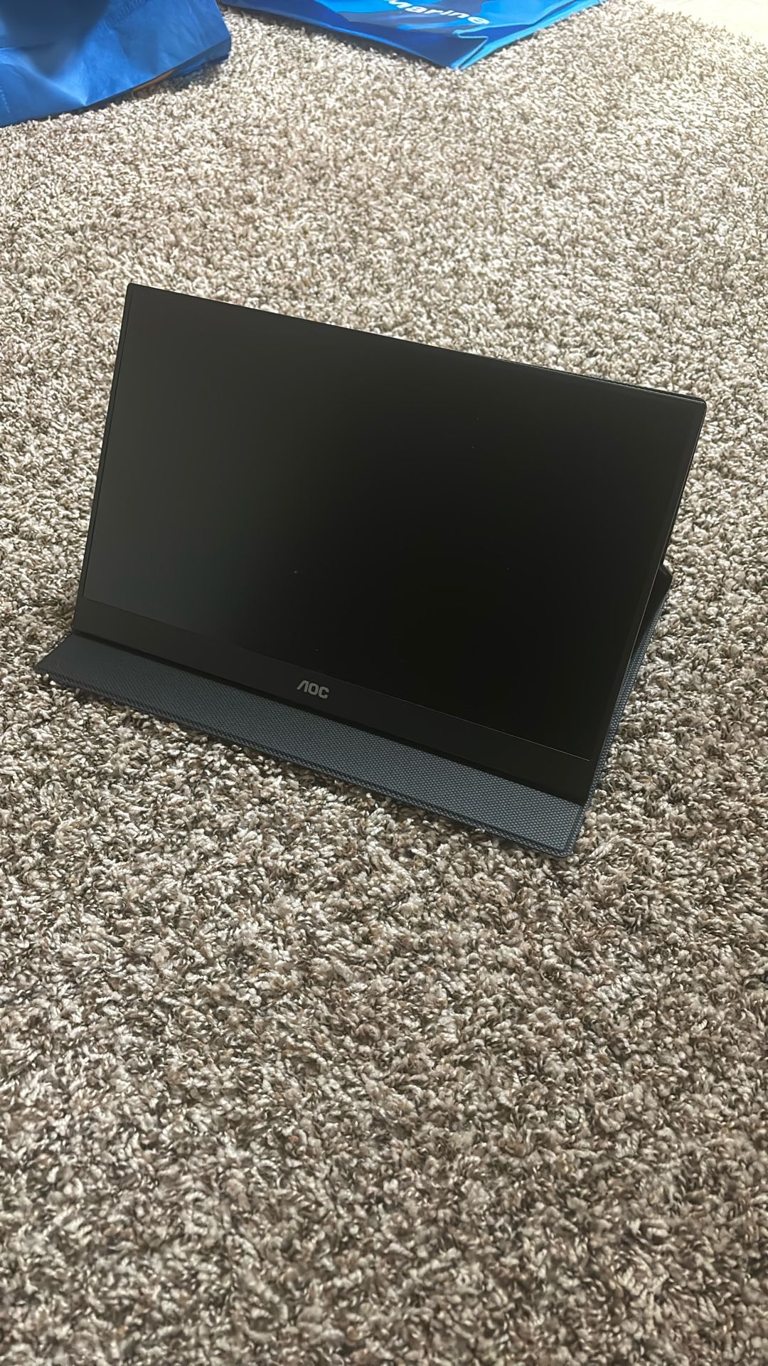 BRAND NEW PORTABLE 16in MONITOR FOR PHONE OR PC