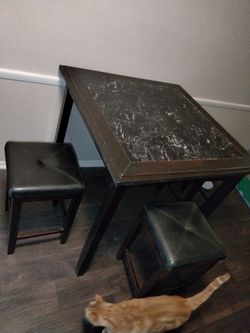 Dining room table