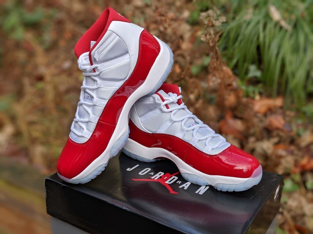 Jordan 11 Cherry