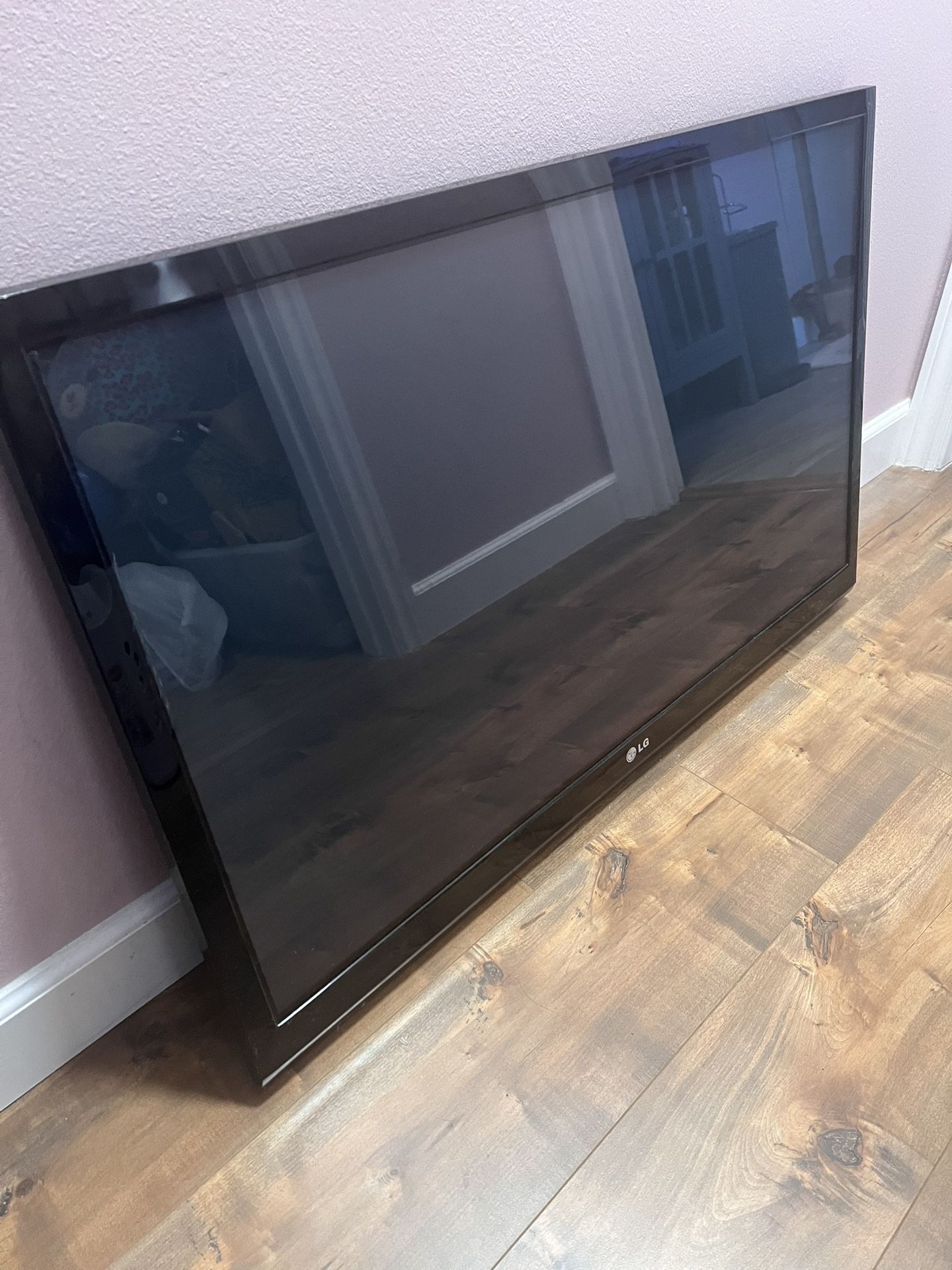 Use LG TV For Parts $50