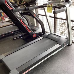 Life Fitness F3 Heavy Duty Folding Treadmill With Warranty MSRP $3500