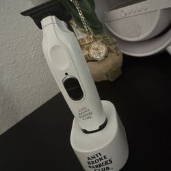 Anti Broke Barbers Club X Cocco Pro Clippers