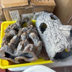 Tank Items Rocks And Rocks And Log 