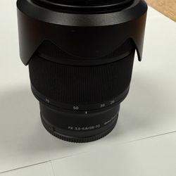 Sony FE 28-70 / 3.5-5.6 OSS Lens