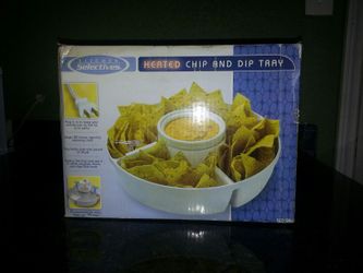 Heated chip and dip tray from Wal-Mart