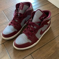 Jordan 1s Size 10