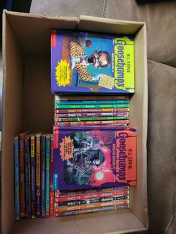 50 Goosebumps books lot.