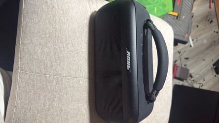 Bosé Max portable speaker