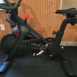 Peloton bikk+