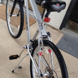 Schwinn link hybrid bike hot sale