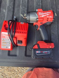 Milwaukee 1/2 inch impact gun