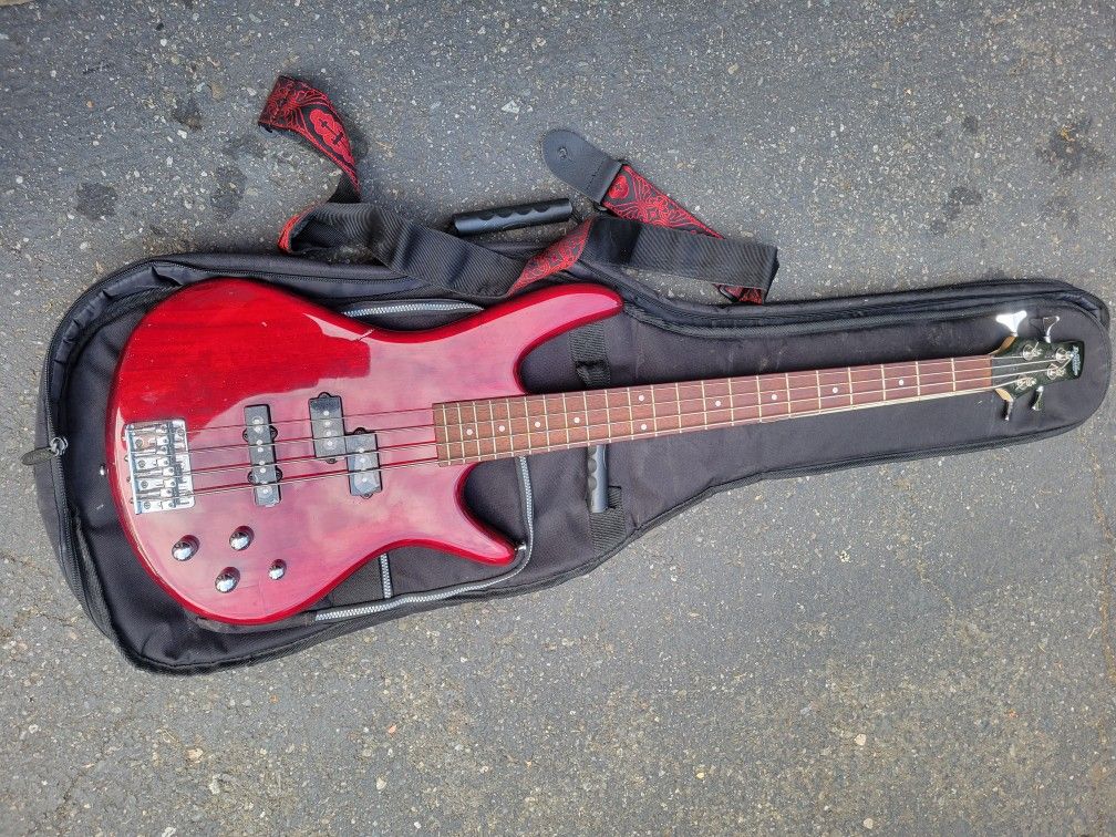 Gio Ibanez Bass Guitar