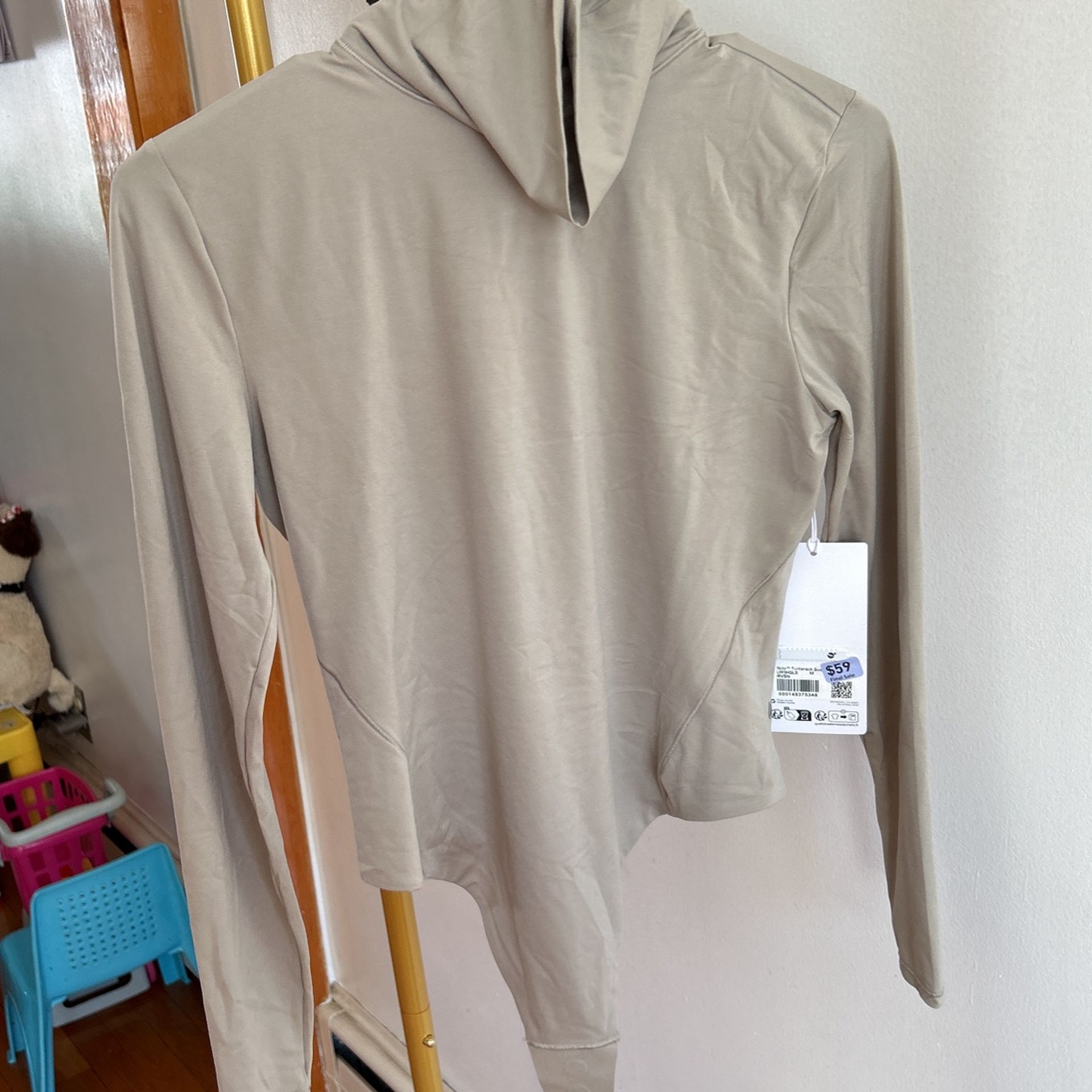 Lululemon nulu turtleneck bodysuit rvsn