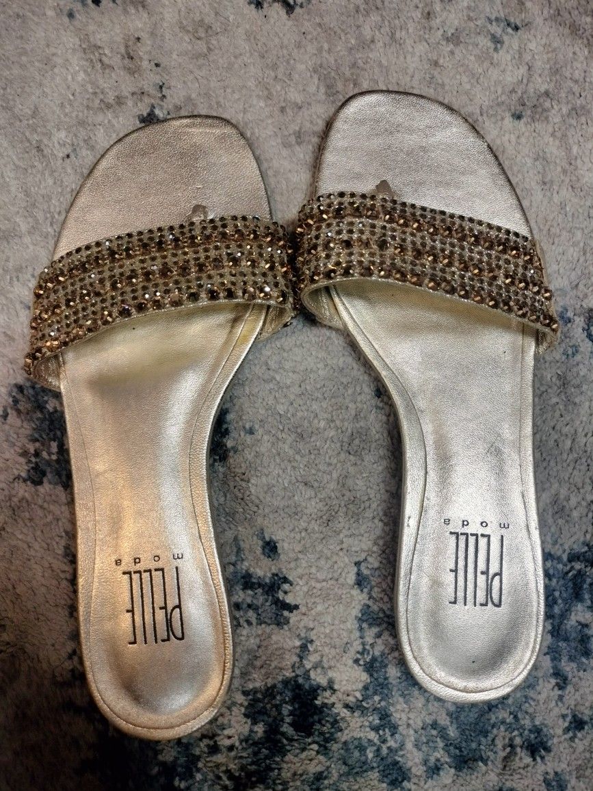 Pelle Moda Gold Sandals With Swarovski Crystal 