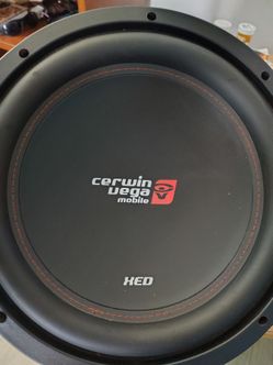 2-CERWIN VEGA 1000 Watts SUB-WOOFERS