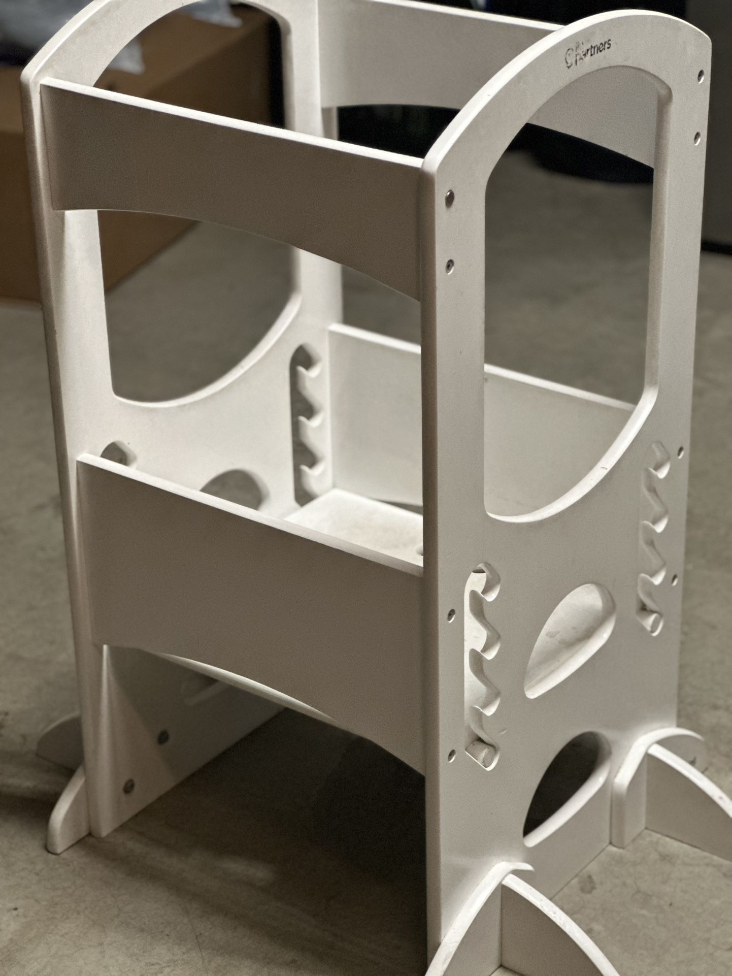 Learning Tower Kids Stand