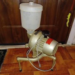 Vintage Flour Mill Grain Grinder 