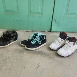 Shoes. All $10 dolls..!!!!