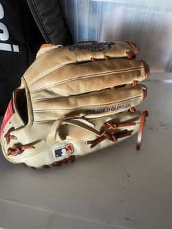 Baseball glove Rawlings pro grade heart of the hide