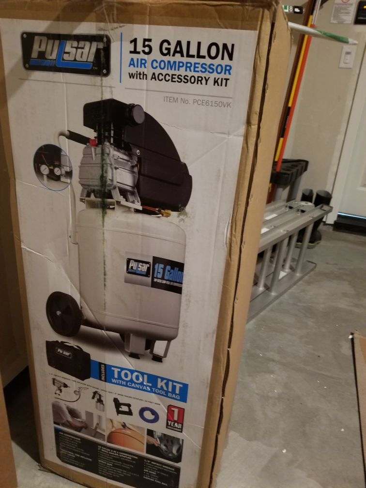 Brand New Puksar 15 Gallon Tank Portable Electric Air Compressor with Accessories. Retails at $468