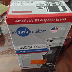 New Insinkerator Badger 5 Garbage Disposal 1/2 HP