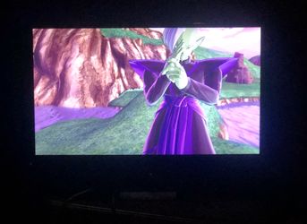 Television 20” GREAT TO USE FOR GAMES!!