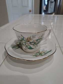 Tea Cup and Saucer Teacup Lily of the Valley Fine Bone China England Teacup Set