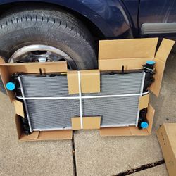 2001-2005 New Radiator For Town And Country 