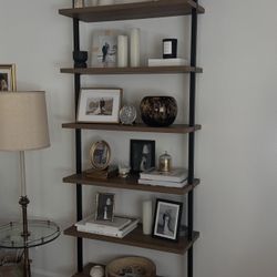Wall-mounted 6-shelf ladder bookcase