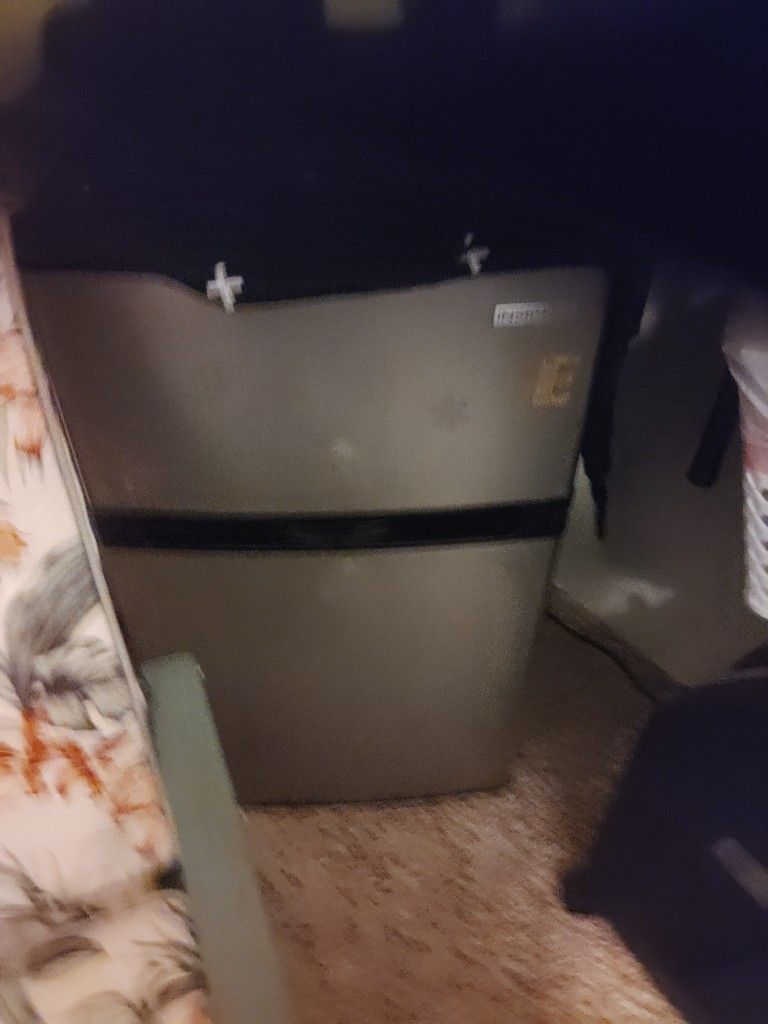 Small Refrigerator With Freezer Works Great