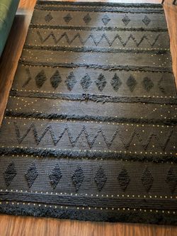 Hand-made Indian rug
