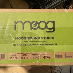 NEW MOOG SOUND STUDIO MOTHER-32 & DFAM & SUBHARMONICON. In Jupiter. DJ equipment