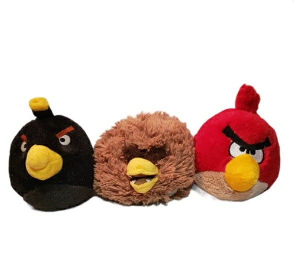 lot of 3 Angry birds includes red bird, bomb and Chewbacca.
