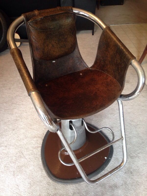 Vintage Belvedere salon barber chair