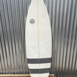 5’9 Glass On Twin-Fin Surfboard