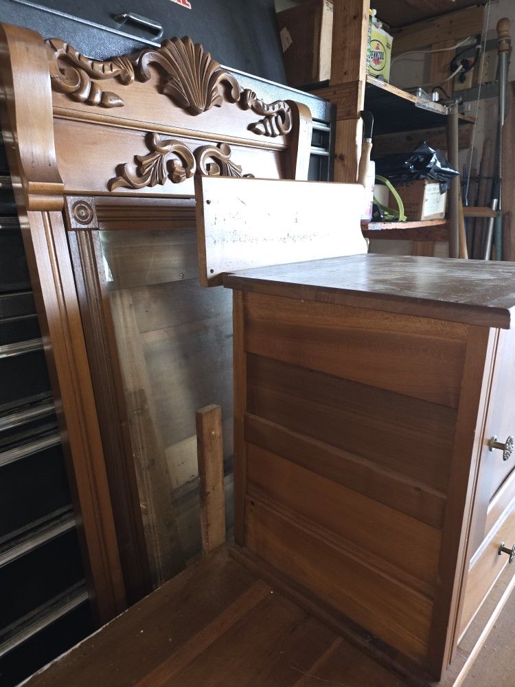 Antique Gentlemen's Dresser