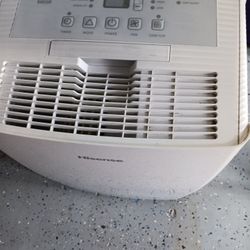 Dehumidifier 